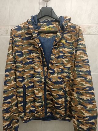 Giacca a vento / k-way