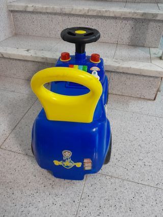 Moto correpasillos patrulla canina