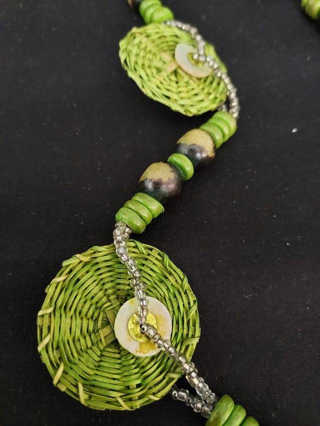 Conjunto collar y pendientes