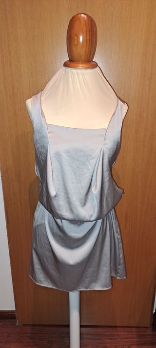 Vestido de fiesta plateado