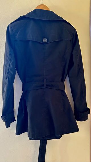 Gabardina negra talla L