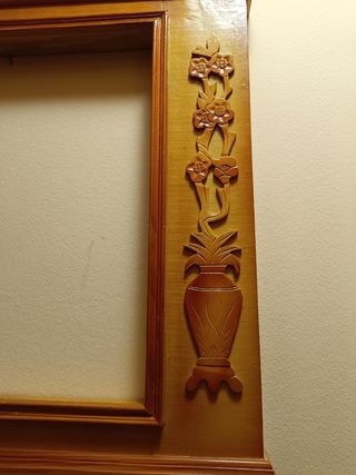 Marco grande de madera macizo