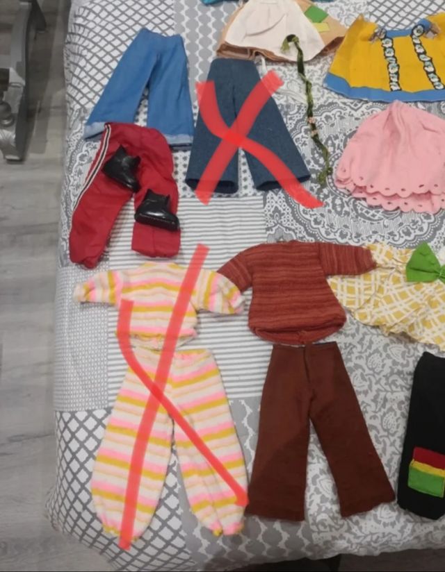 Lote ropa Nancy de Famosa.