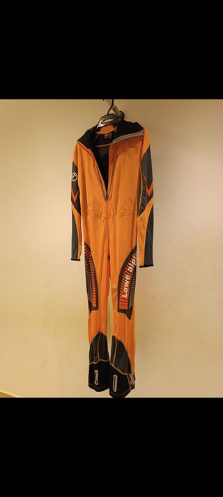 Mono esquí montaña Lowe Alpine nuevo a estrenar