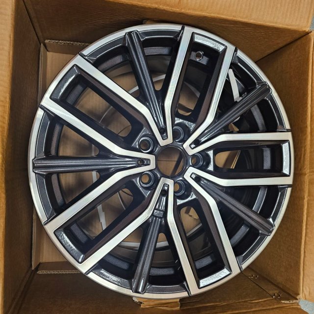 una o 2 llantas bmw 18 de x1 o serie2 f45 6891179