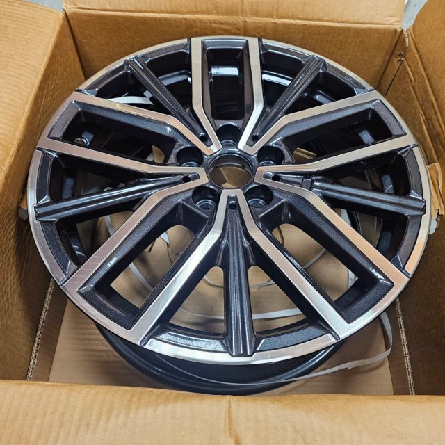una o 2 llantas bmw 18 de x1 o serie2 f45 6891179