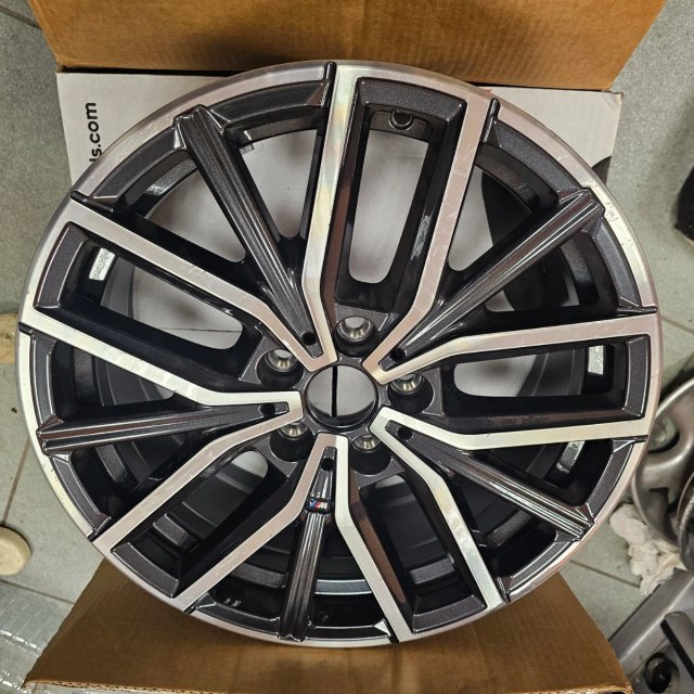 una o 2 llantas bmw 18 de x1 o serie2 f45 6891179