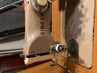Maquina de coser singer