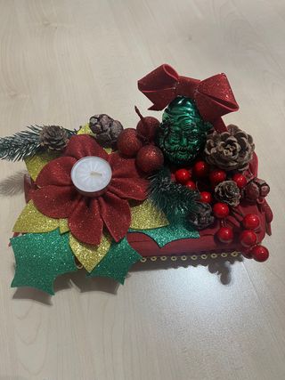 decorazione natalizia nuova con candele