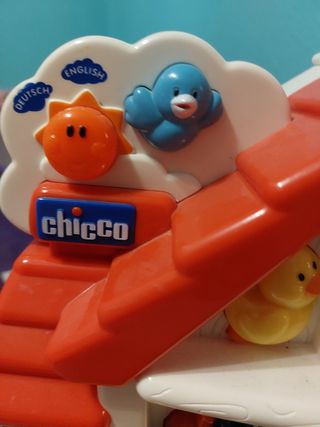 Juguete Chicco ALEMÁN e INGLÉS granja