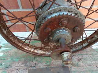 Rueda Derbi 250 platillo volante 