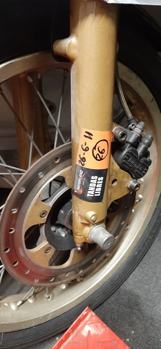 MOTO Montesa 360cc competicion circuito asfalto.