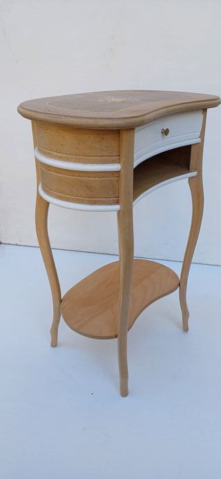 MESA AUXILIAR CON CAJÓN