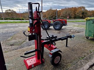 Astilladora,rajadora de leña 22tn