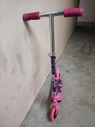 Patinete niña
