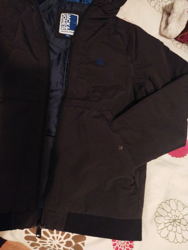 Abrigo  Jacks & Jones negra cazadora