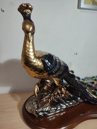 Pavo Real Porcelana