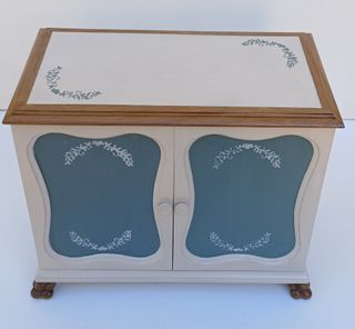 MUEBLE AUXILIAR JOYERO