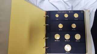 ÁLBUM NUEVO DE MONEDAS JUAN CARLOS I y cajetin