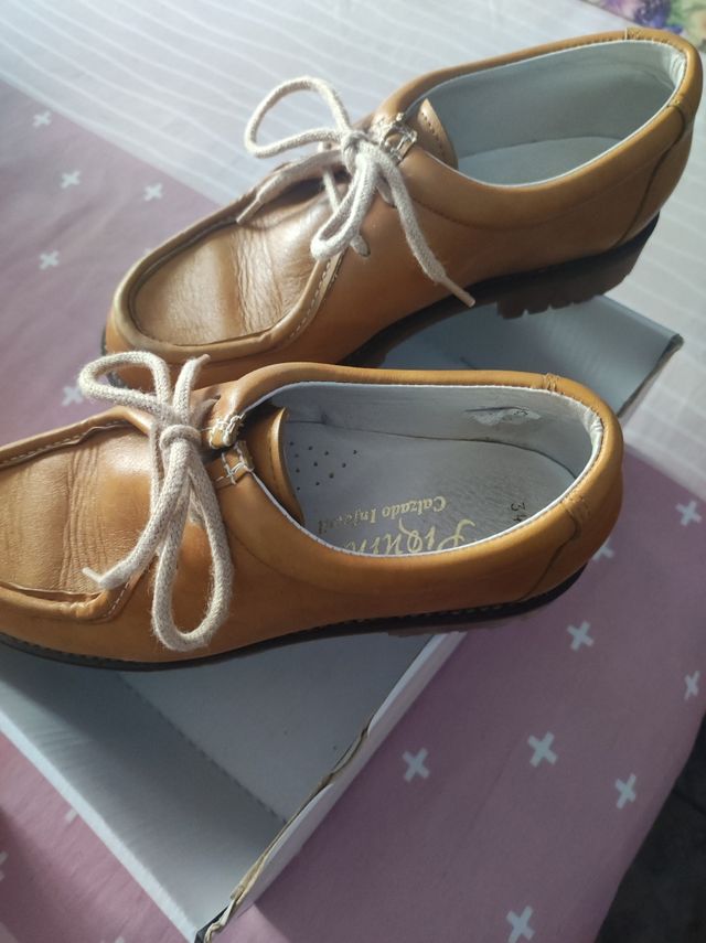 Zapatos niño talla 34