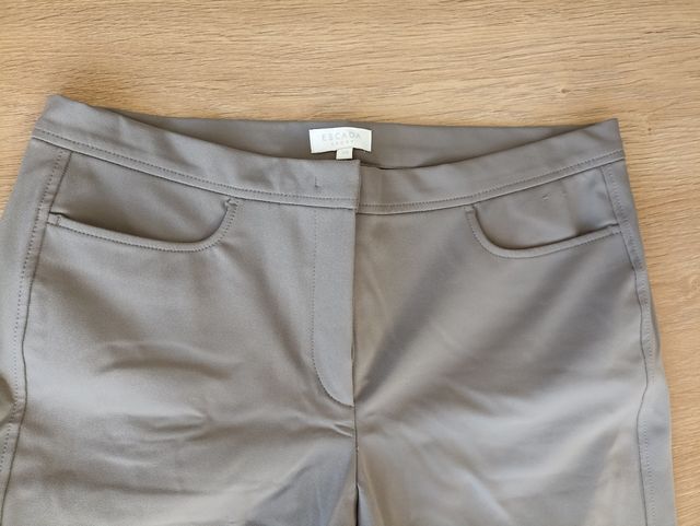 Pantalones elásticos