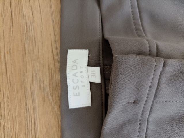 Pantalones elásticos