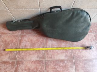 GUITARRA DE COLECCIÓN.