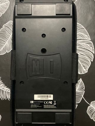 Traktor Kontrol X1 mk1 con Funda Original