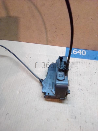 Cerradura puerta trasera derecha Renault M f_36636