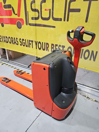 Traspaleta electrica linde