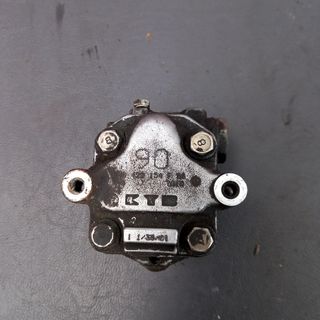 Bomba dirección asistida