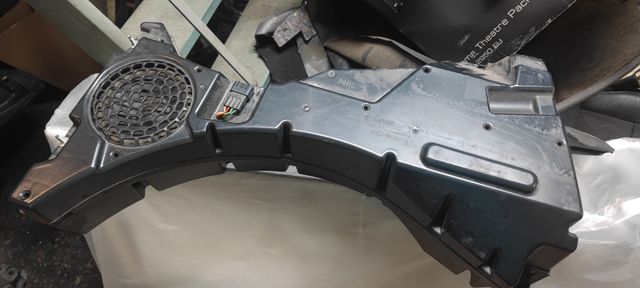 subwoofer freelander 2