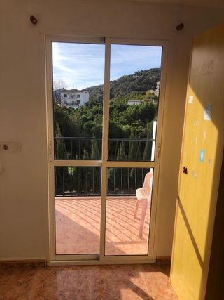 Alquiler de casa en Archez.