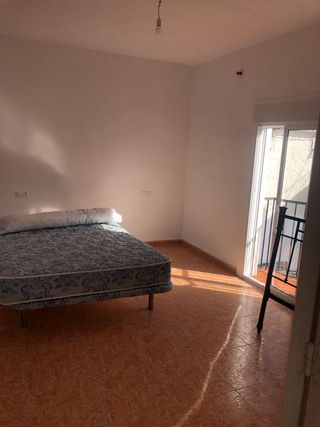 Alquiler de casa en Archez.