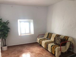 Alquiler de casa en Archez.