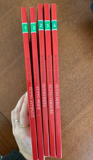 set di libri di cucina