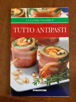 set di libri di cucina