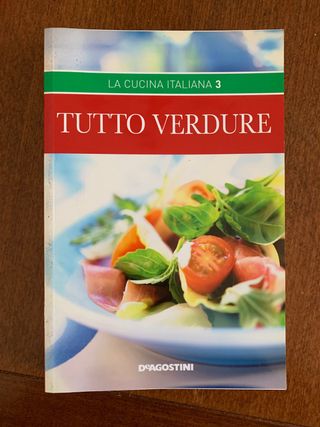 set di libri di cucina