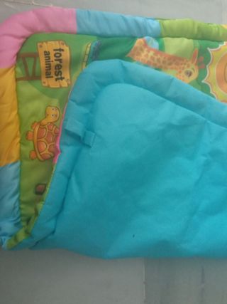 Alfombra infantil nueva