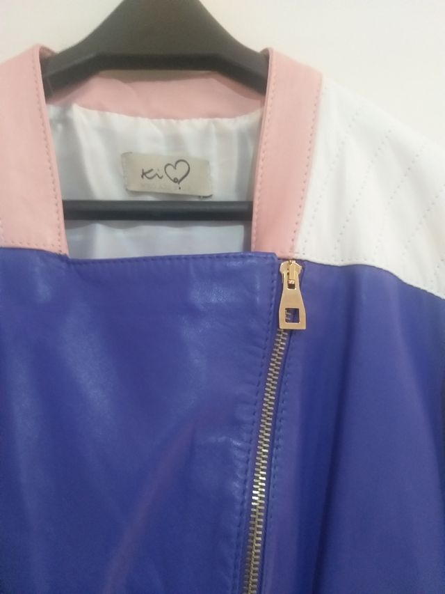 Chaqueta de cuero para mujer