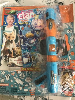 Revista clan y regalos sin abrir