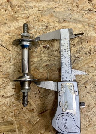 Buje delantero 10 agujeros URRETA