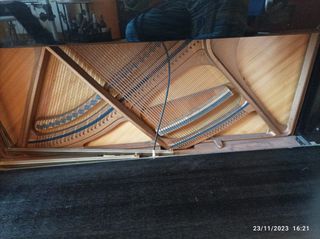 Piano Kawai