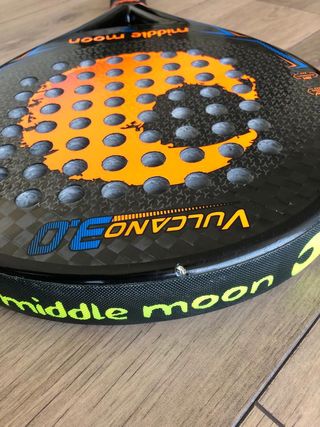 Pala pádel Middle Moon Vulcano 3.0