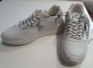 Zapatillas blancas Lefties, talla 37