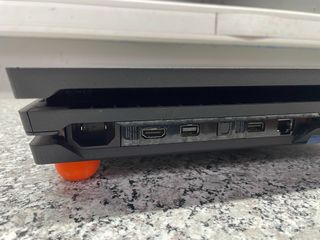 PS4 PRO 1 Tb Perfecto Estado