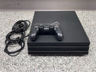 PS4 PRO 1 Tb Perfecto Estado