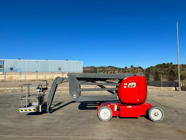 ALQUILER LARGO PLAZO DE PLATAFORMAS Y CARRETILLAS