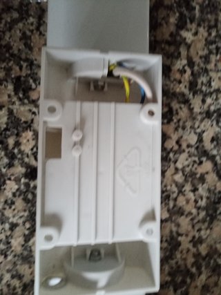 RADIADOR ELECTRICO PARA COLGAR UFESA 1 BARRA