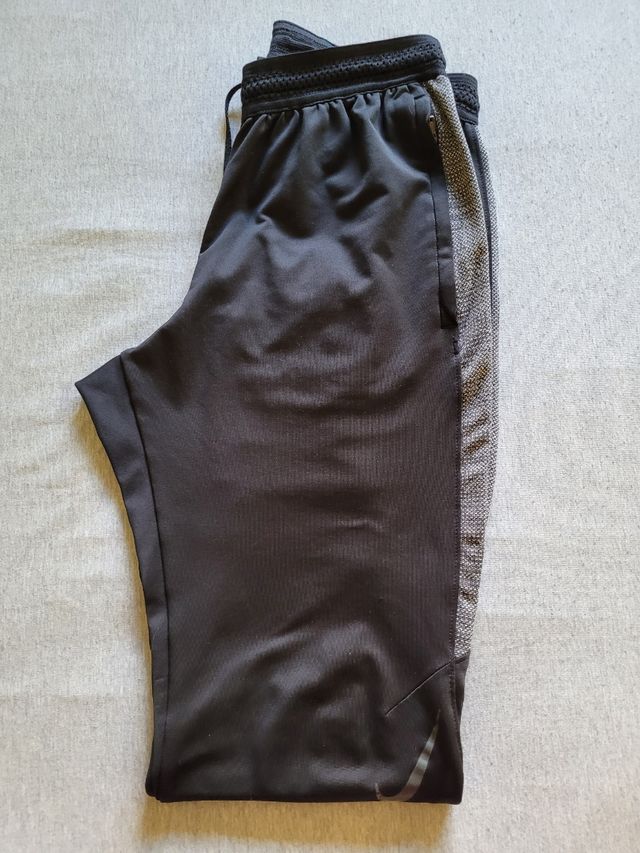 Pantalón entrenamiento NIKE